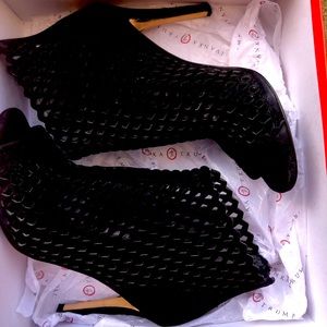 Ivanka Trump heels size 7.5